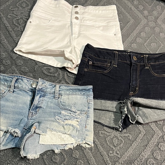 American Eagle Outfitters Pants - Stylish Women's Denim Shorts - White, Black, and Light Blue